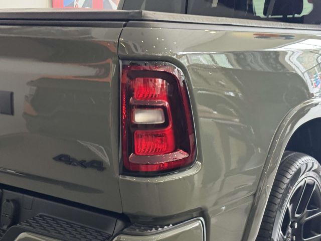 2026 Ram 1500 LARAMIE CREW CAB 4X4 57 BOX