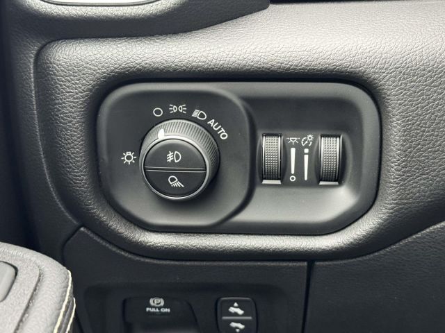 2026 Ram 1500 Laramie 4x4 Crew Cab 57 Box