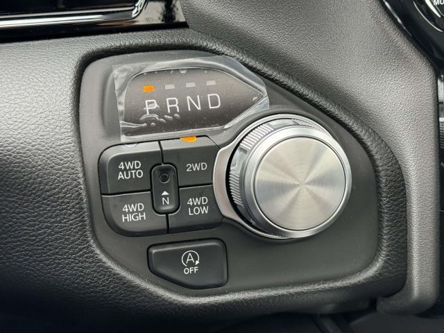 2026 Ram 1500 Laramie 4x4 Crew Cab 57 Box