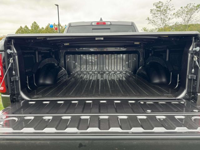 2026 Ram 1500 Laramie 4x4 Crew Cab 57 Box
