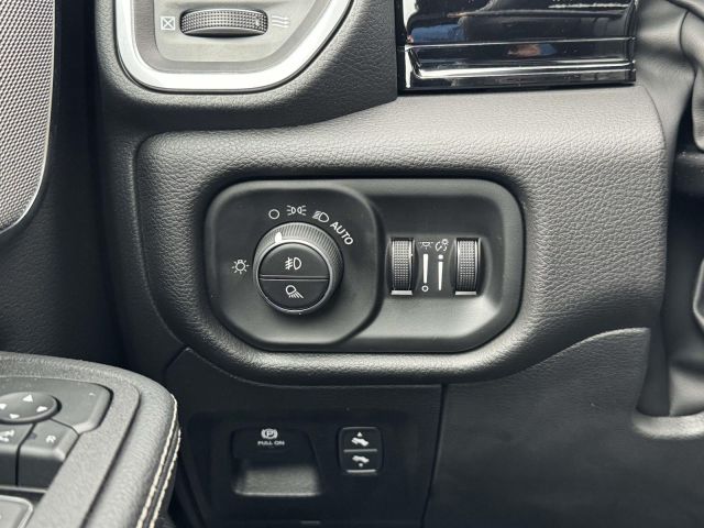 2026 Ram 1500 Laramie 4x4 Crew Cab 57 Box