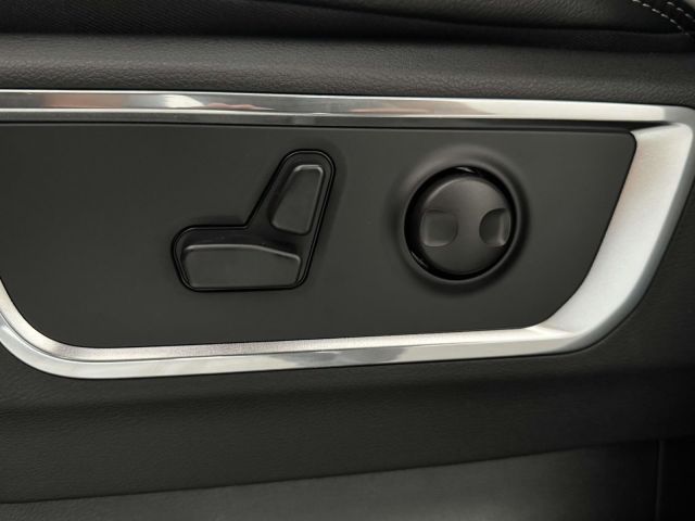 2026 Ram 1500 Laramie 4x4 Crew Cab 57 Box