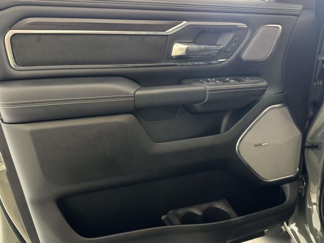 2026 Ram 1500 Laramie 4x4 Crew Cab 57 Box