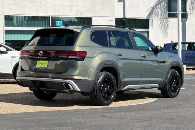 2026 Volkswagen Atlas 2.0T Peak Edition