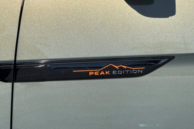 2026 Volkswagen Atlas 2.0T Peak Edition