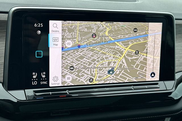 2026 Volkswagen Atlas 2.0T SEL Premium R-Line 2026 Volkswagen Atlas 2.0T SEL Premium R-Line