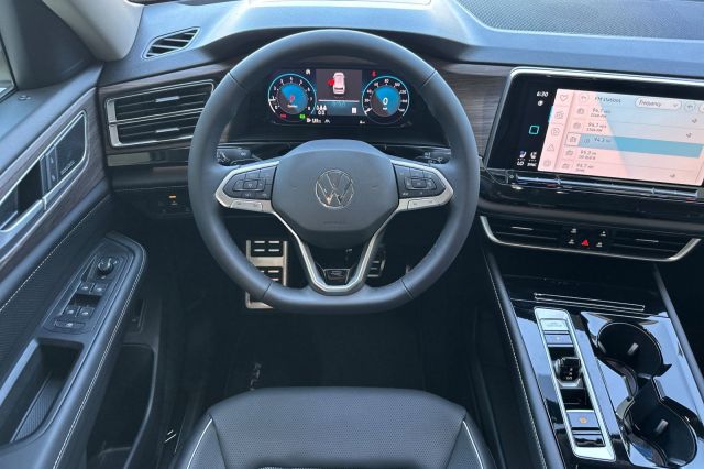 2026 Volkswagen Atlas 2.0T SEL Premium R-Line 2026 Volkswagen Atlas 2.0T SEL Premium R-Line