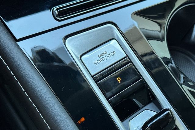 2026 Volkswagen Atlas 2.0T SEL Premium R-Line 2026 Volkswagen Atlas 2.0T SEL Premium R-Line