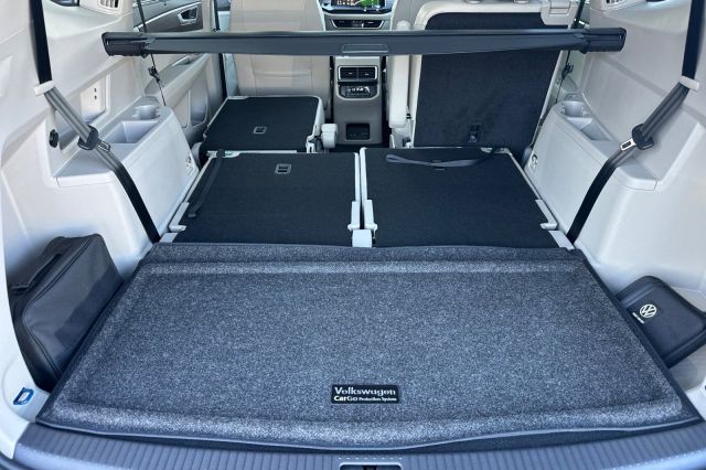 2026 Volkswagen Atlas 2.0T SEL Premium R-Line 2026 Volkswagen Atlas 2.0T SEL Premium R-Line