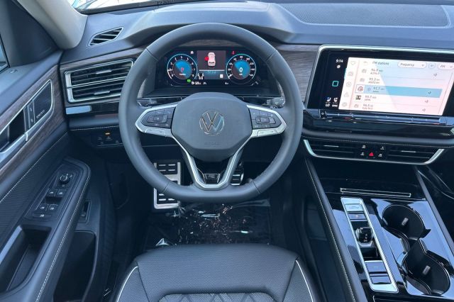 2026 Volkswagen Atlas 2.0T SEL Premium R-Line 2026 Volkswagen Atlas 2.0T SEL Premium R-Line