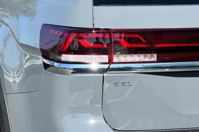 2026 Volkswagen Atlas 2.0T SEL Premium R-Line 2026 Volkswagen Atlas 2.0T SEL Premium R-Line