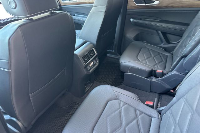 2026 Volkswagen Atlas 2.0T SE w/Technology 2026 Volkswagen Atlas 2.0T SE w/Technology