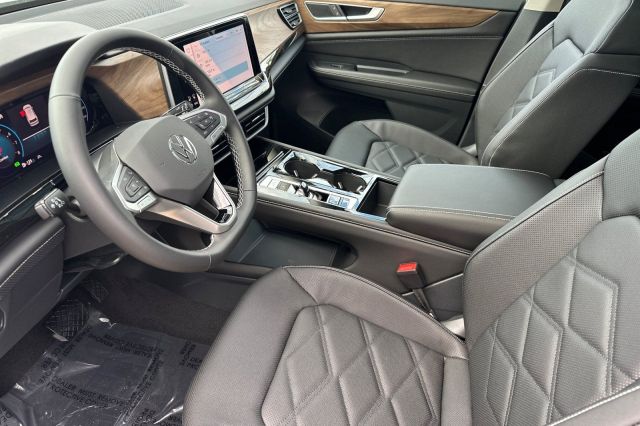 2026 Volkswagen Atlas 2.0T SE w/Technology 2026 Volkswagen Atlas 2.0T SE w/Technology