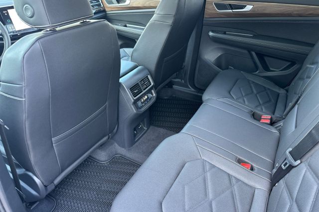 2026 Volkswagen Atlas 2.0T SE w/Technology 2026 Volkswagen Atlas 2.0T SE w/Technology