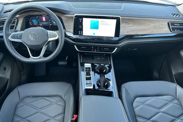 2026 Volkswagen Atlas 2.0T SE w/Technology 2026 Volkswagen Atlas 2.0T SE w/Technology