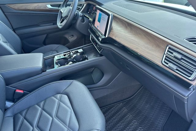 2026 Volkswagen Atlas 2.0T SE w/Technology 2026 Volkswagen Atlas 2.0T SE w/Technology