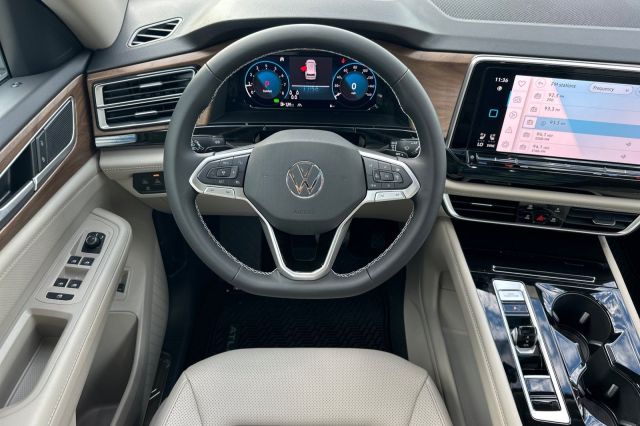 2026 Volkswagen Atlas 2.0T SE w/Technology 2026 Volkswagen Atlas 2.0T SE w/Technology