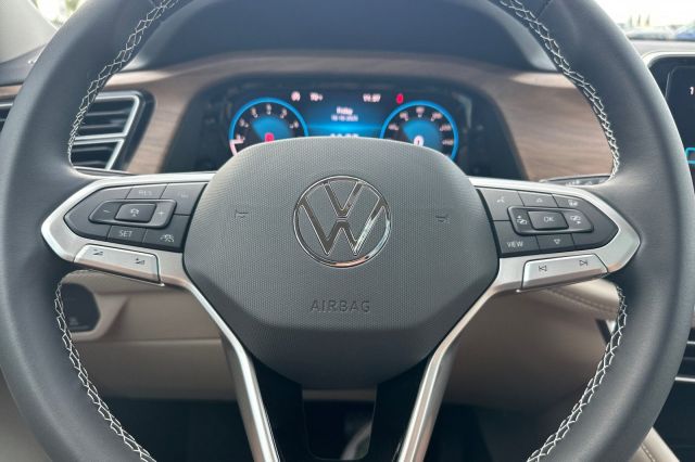 2026 Volkswagen Atlas 2.0T SE w/Technology 2026 Volkswagen Atlas 2.0T SE w/Technology