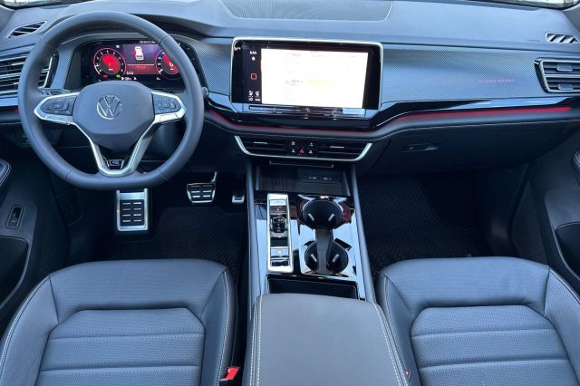 2026 Volkswagen Atlas Cross Sport 2.0T SEL R-Line Black 2026 Volkswagen Atlas Cross Sport 2.0T SEL R-Line Black