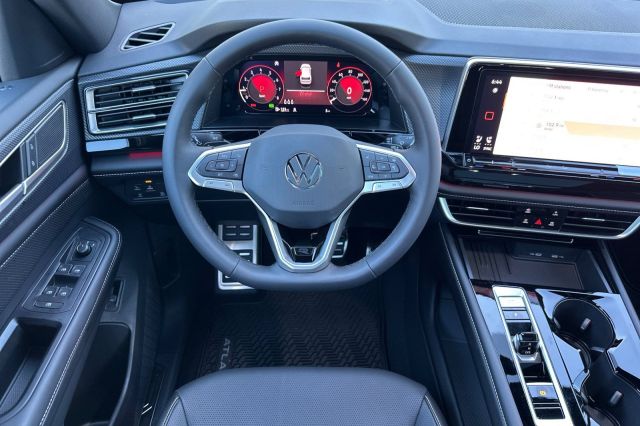 2026 Volkswagen Atlas Cross Sport 2.0T SEL R-Line Black 2026 Volkswagen Atlas Cross Sport 2.0T SEL R-Line Black