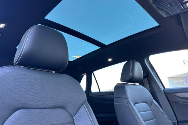 2026 Volkswagen Atlas Cross Sport 2.0T SEL R-Line Black 2026 Volkswagen Atlas Cross Sport 2.0T SEL R-Line Black