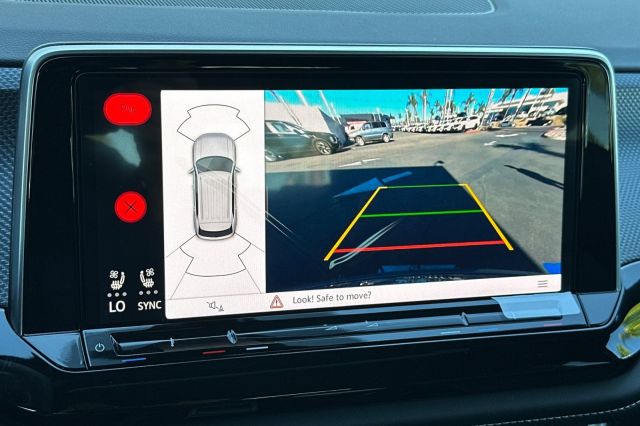 2026 Volkswagen Atlas Cross Sport 2.0T SEL R-Line Black 2026 Volkswagen Atlas Cross Sport 2.0T SEL R-Line Black