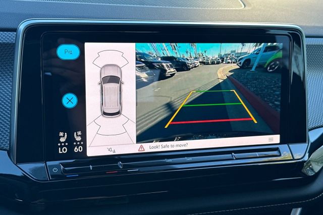 2026 Volkswagen Atlas Cross Sport 2.0T SEL R-Line Black 2026 Volkswagen Atlas Cross Sport 2.0T SEL R-Line Black