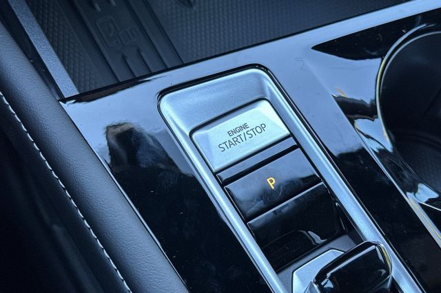 2026 Volkswagen Atlas Cross Sport 2.0T SEL R-Line Black 2026 Volkswagen Atlas Cross Sport 2.0T SEL R-Line Black