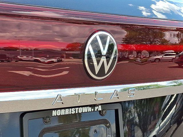 2026 Volkswagen Atlas Cross Sport 2.0T SEL Premium R-Line