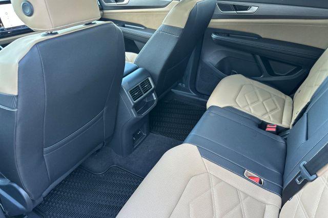 2026 Volkswagen Atlas Cross Sport 2.0T SE w/Technology 2026 Volkswagen Atlas Cross Sport 2.0T SE w/Technology