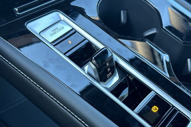 2026 Volkswagen Atlas Cross Sport 2.0T SE w/Technology 2026 Volkswagen Atlas Cross Sport 2.0T SE w/Technology