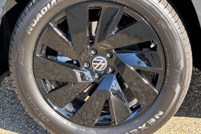 2026 Volkswagen Atlas Cross Sport 2.0T SE w/Technology 2026 Volkswagen Atlas Cross Sport 2.0T SE w/Technology