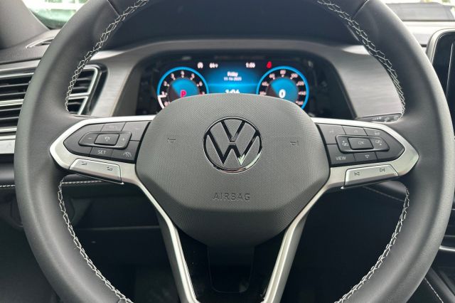 2026 Volkswagen Atlas Cross Sport 2.0T SE w/Technology 2026 Volkswagen Atlas Cross Sport 2.0T SE w/Technology