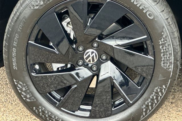 2026 Volkswagen Atlas Cross Sport 2.0T SE w/Technology 2026 Volkswagen Atlas Cross Sport 2.0T SE w/Technology