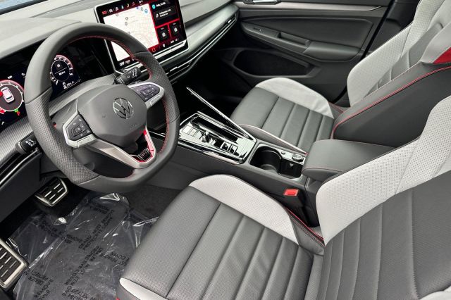 2026 Volkswagen Golf GTI 2.0T SE 2026 Volkswagen Golf GTI 2.0T SE