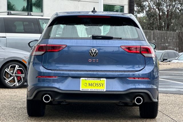 2026 Volkswagen Golf GTI 2.0T SE 2026 Volkswagen Golf GTI 2.0T SE