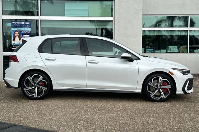 2026 Volkswagen Golf GTI 2.0T SE 2026 Volkswagen Golf GTI 2.0T SE