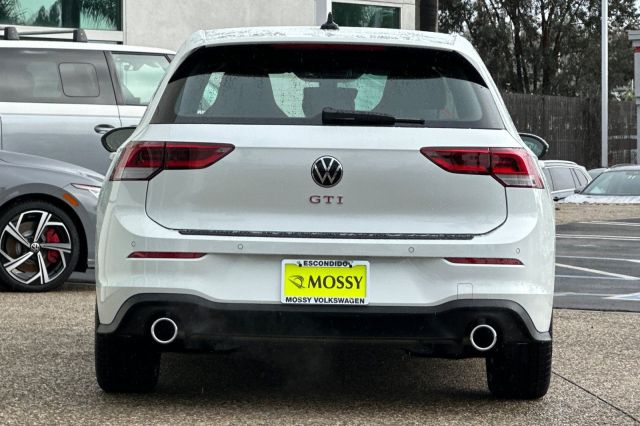 2026 Volkswagen Golf GTI 2.0T SE 2026 Volkswagen Golf GTI 2.0T SE