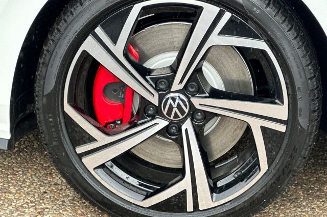 2026 Volkswagen Golf GTI 2.0T SE 2026 Volkswagen Golf GTI 2.0T SE