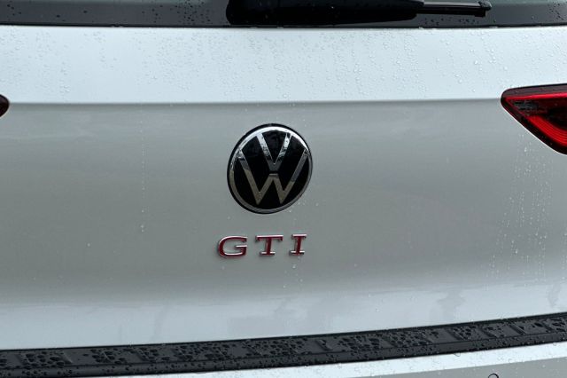 2026 Volkswagen Golf GTI 2.0T SE 2026 Volkswagen Golf GTI 2.0T SE