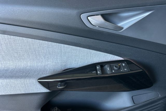 2026 Volkswagen ID.4 Pro