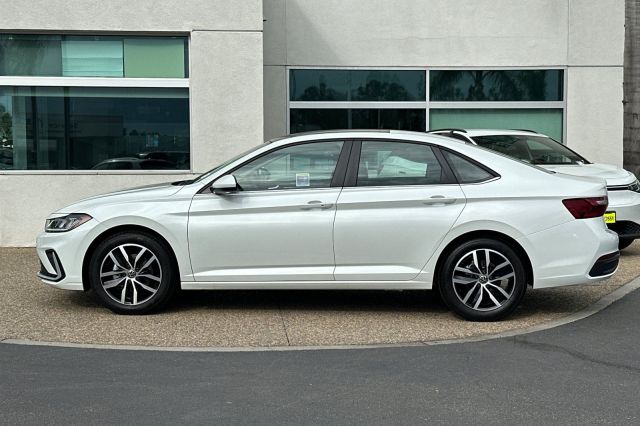 2026 Volkswagen Jetta 1.5T SE