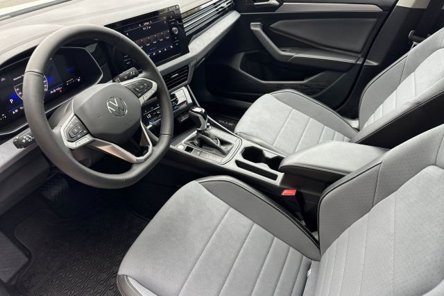 2026 Volkswagen Jetta 1.5T SE