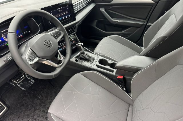 2026 Volkswagen Jetta 1.5T Sport 2026 Volkswagen Jetta 1.5T Sport