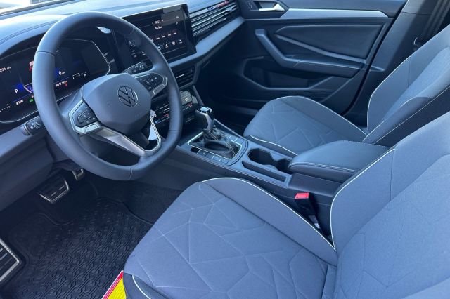 2026 Volkswagen Jetta 1.5T Sport 2026 Volkswagen Jetta 1.5T Sport