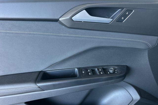 2026 Volkswagen Taos 1.5T SE Black 2026 Volkswagen Taos 1.5T SE Black