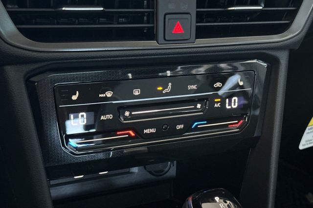 2026 Volkswagen Taos 1.5T SE Black 2026 Volkswagen Taos 1.5T SE Black