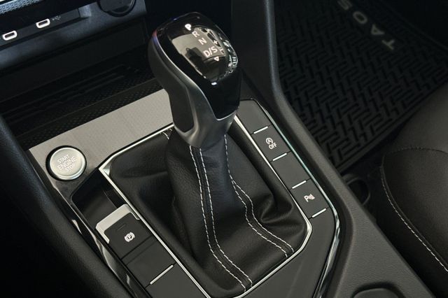 2026 Volkswagen Taos 1.5T SE Black 2026 Volkswagen Taos 1.5T SE Black