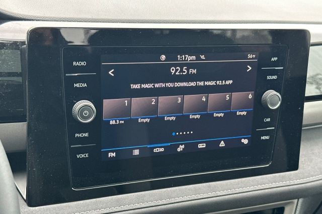 2026 Volkswagen Taos 1.5T SE Black