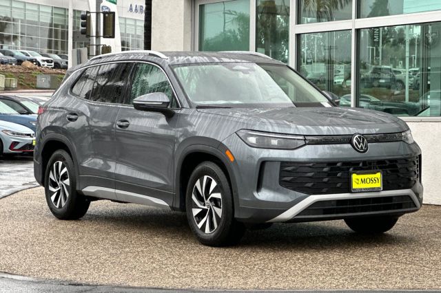 2026 Volkswagen Tiguan 2.0T S